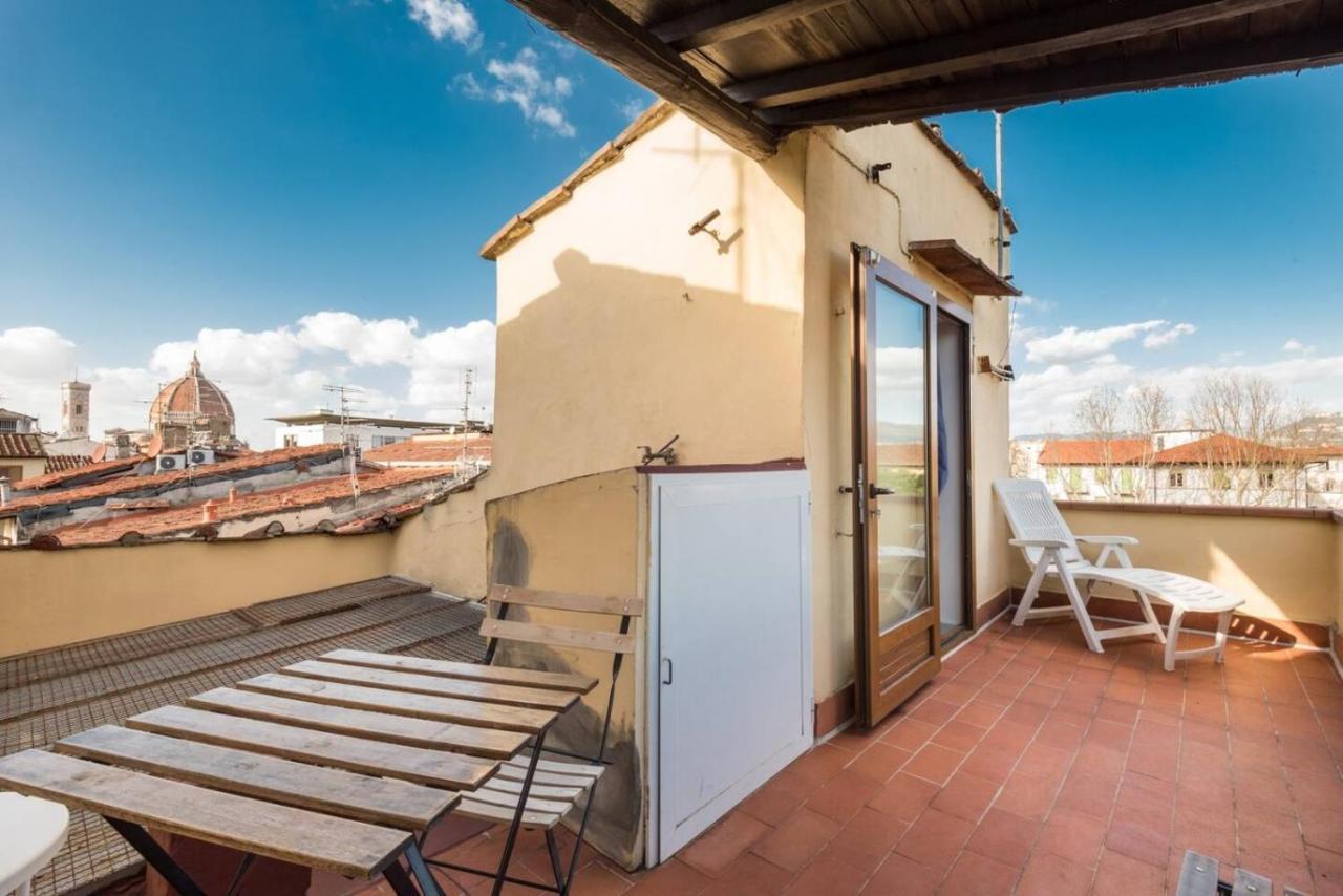Romantico Attichino Con Terrazzo Vista Duomo !! フィレンツェ エクステリア 写真