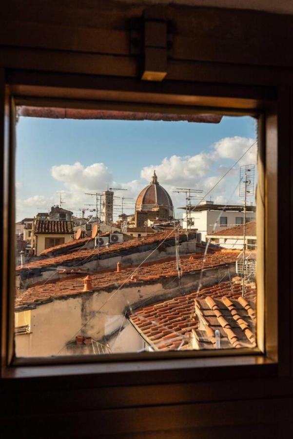 Romantico Attichino Con Terrazzo Vista Duomo !! フィレンツェ エクステリア 写真